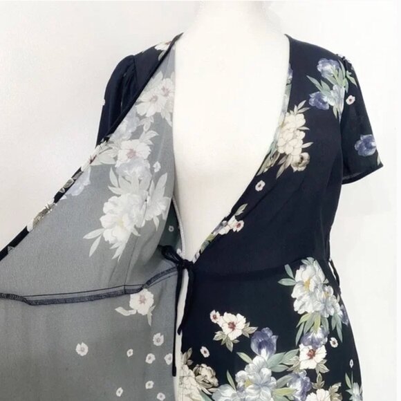 LACAUSA NAVY FLORAL WRAP MIDI DRESS - XS - Picture 5 of 8